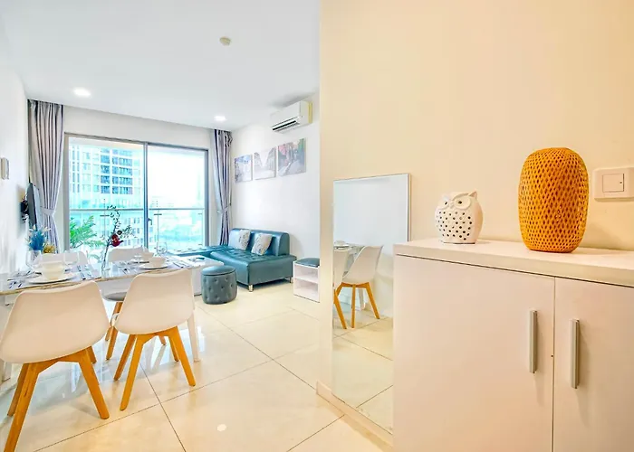 Highclass Suites - D1Mension & Zenity, Night Sky View And Central